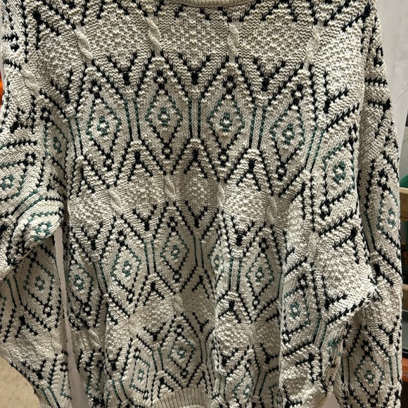 Long sweater - Picture 1 of 7